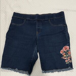 The Pioneer Woman Embroidered Denim Shorts